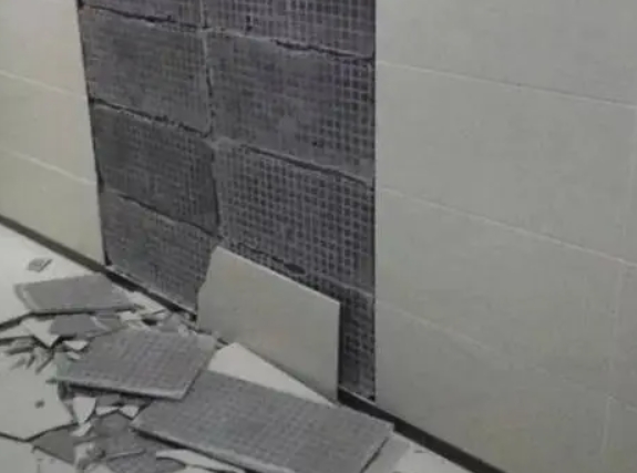 赵县瓷砖空鼓维修公司分享下赵县墙砖松动维修的知识